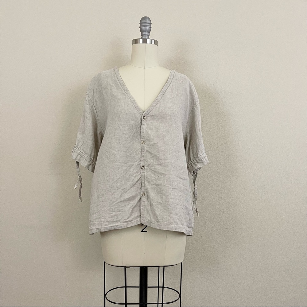 Bees Linen Cropped Blouse